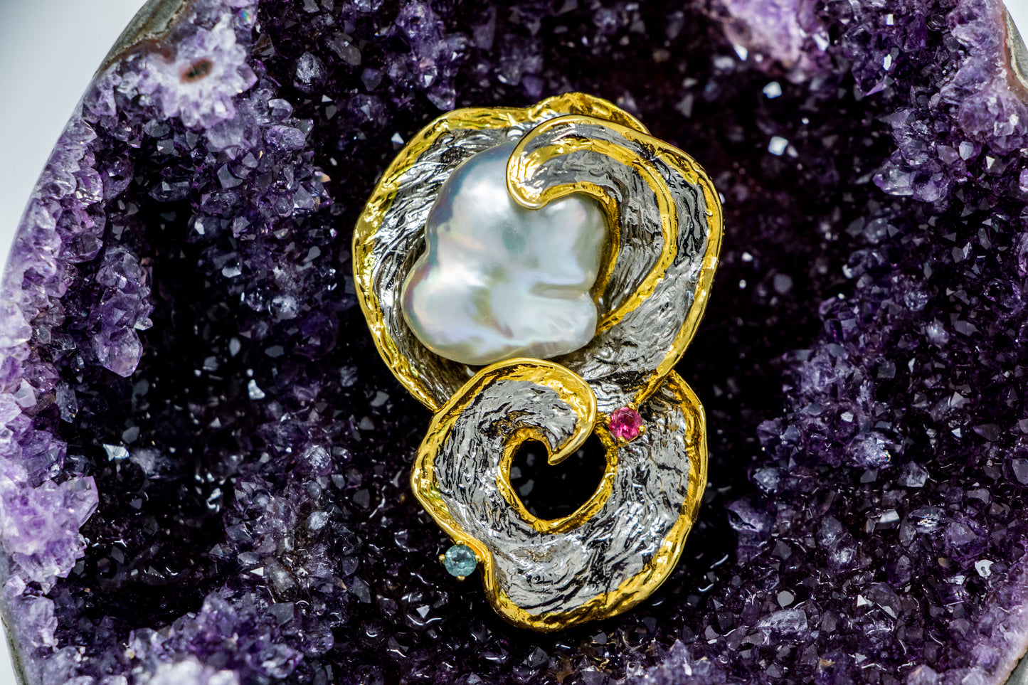 Baroque Pearl Seaweed Broach Pendant