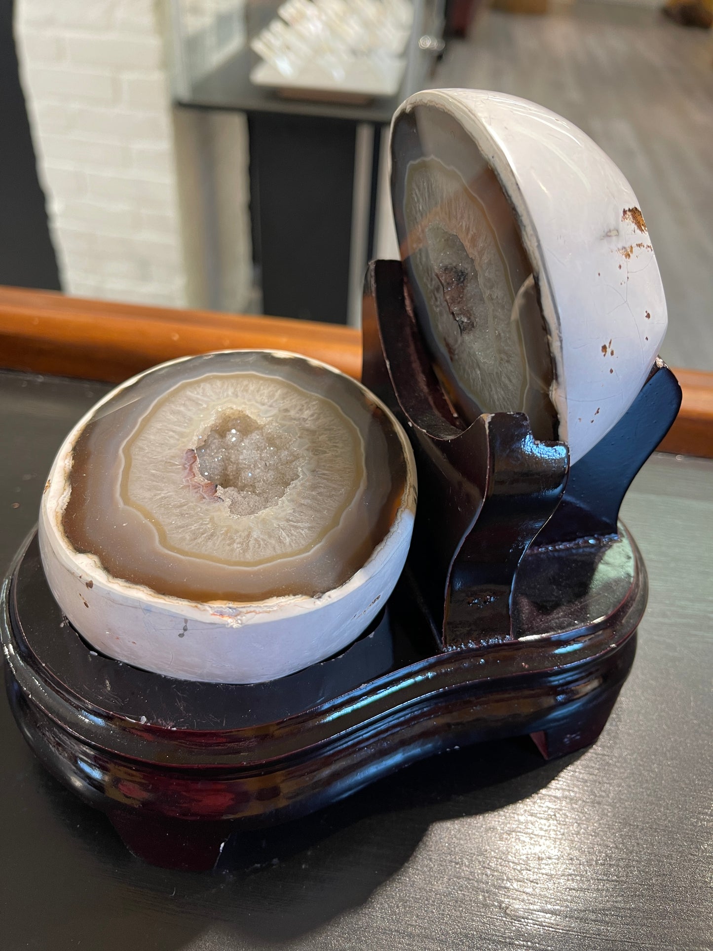 Agate white crystal gemstone 462