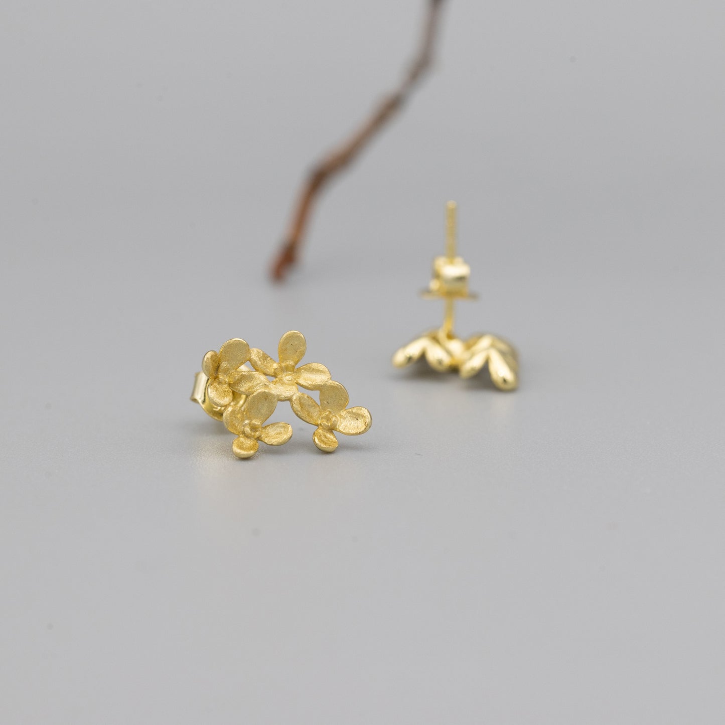 Forget-Me-Not Flower Stud Earrings