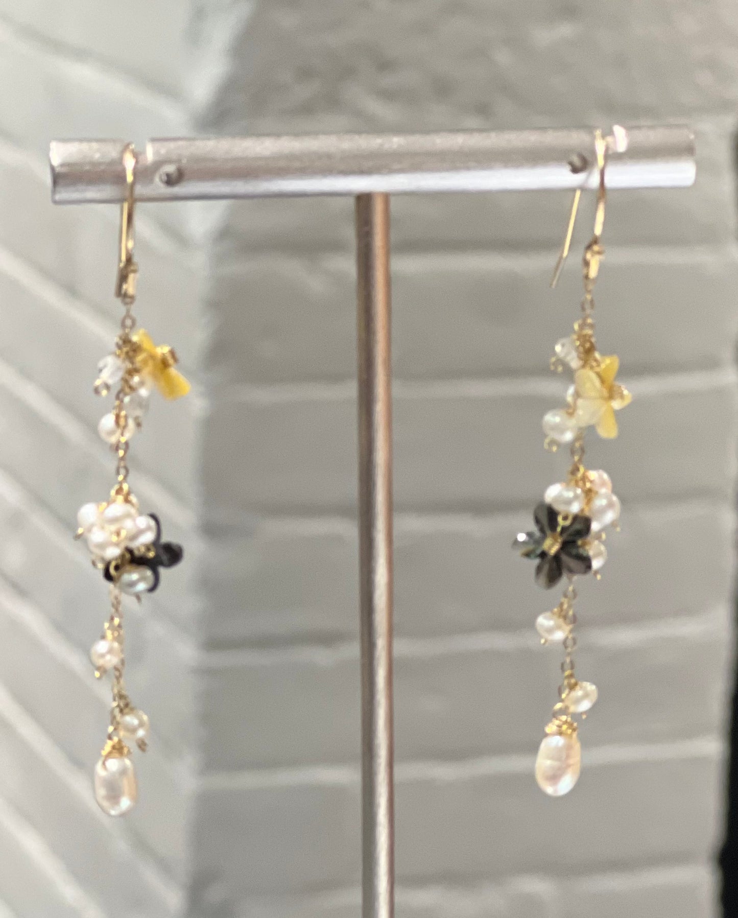 Pearl and Flowers drop earring